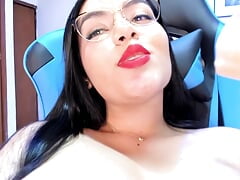 Horny Curvy Latina Fucks Her Shaved Pink Pussy Until She Cum